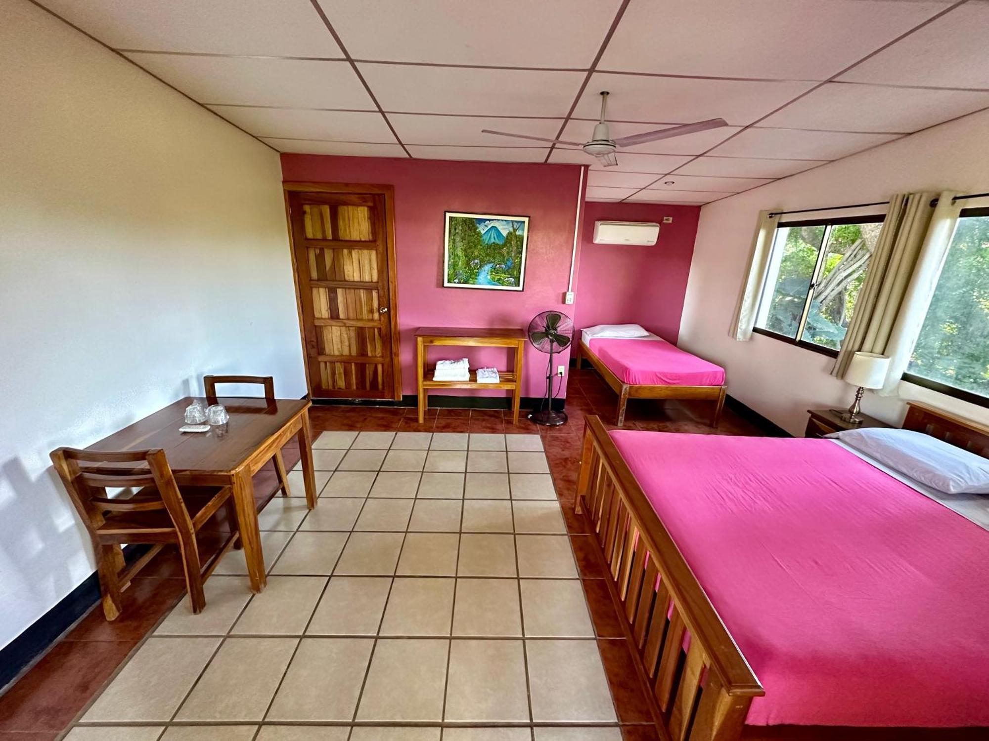 Hospedaje Soma Ometepe Hotel 莫约加尔帕 外观 照片